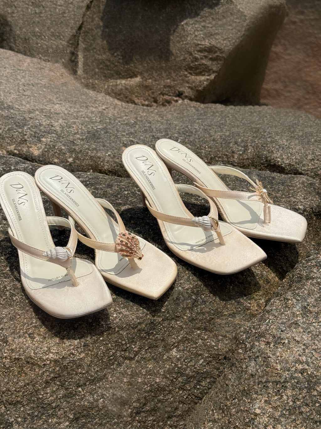 LINCHI THONG HIGH HEELS