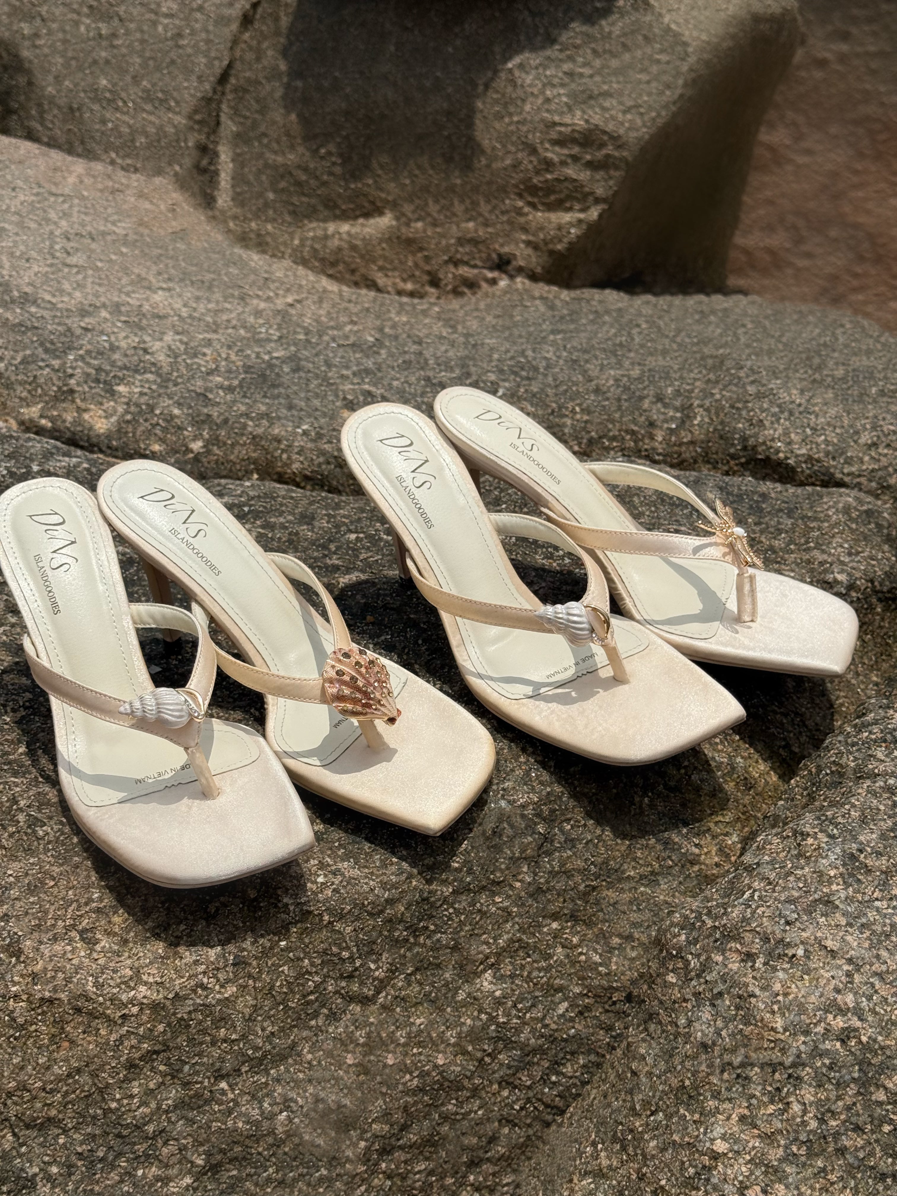 LINCHI THONG HIGH HEELS